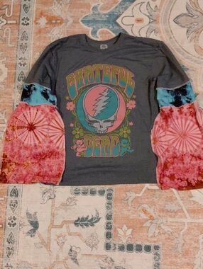 One Of A Kind Handmade Bell Sleeve Grateful Dead Tshirt